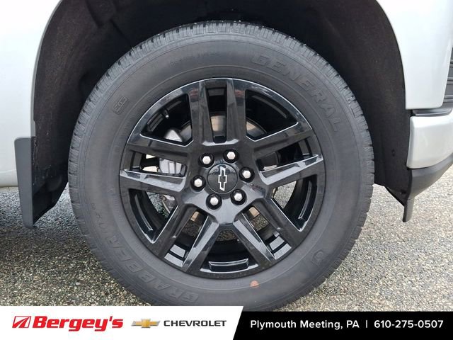 Used 2022 Chevrolet Silverado 1500 Custom w/ Rally Edition image 10