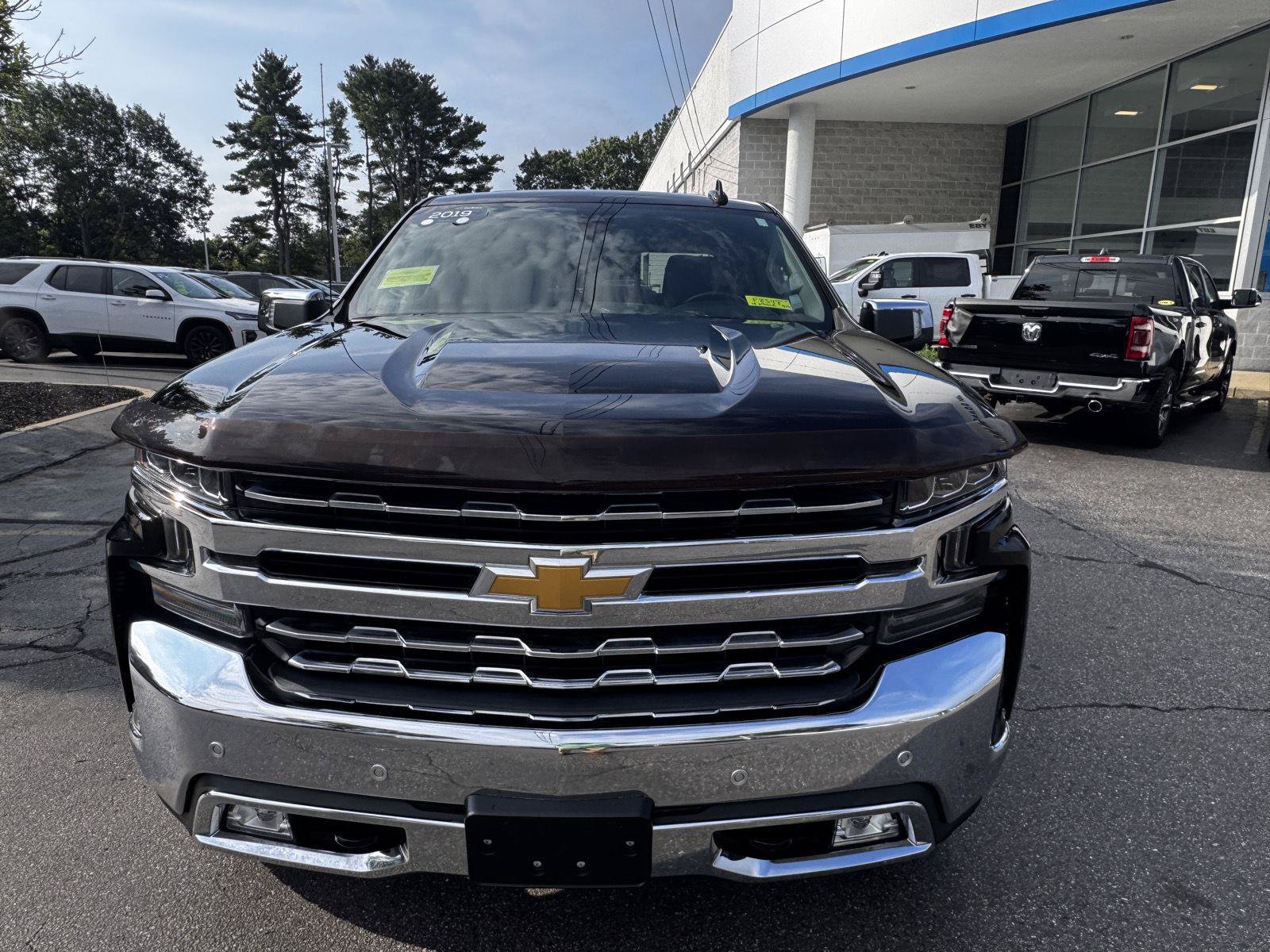 Certified 2019 Chevrolet Silverado 1500 LTZ w/ LTZ Plus Package AWD/4WD image 2