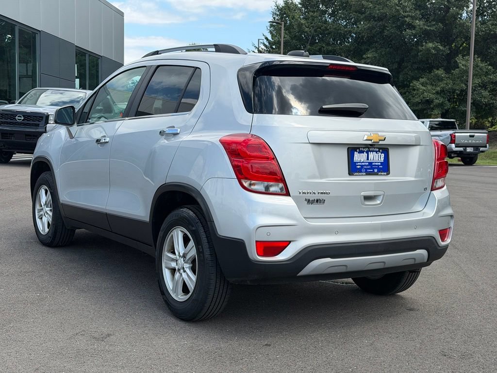 Used 2020 Chevrolet Trax LT w/ Driver Confidence Package AWD/4WD image 4