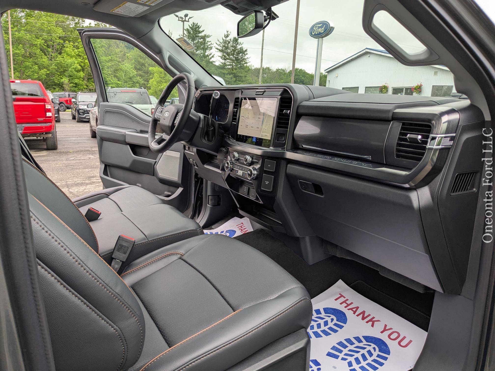 New 2025 Ford F350 Lariat w/ Chrome Package image 21