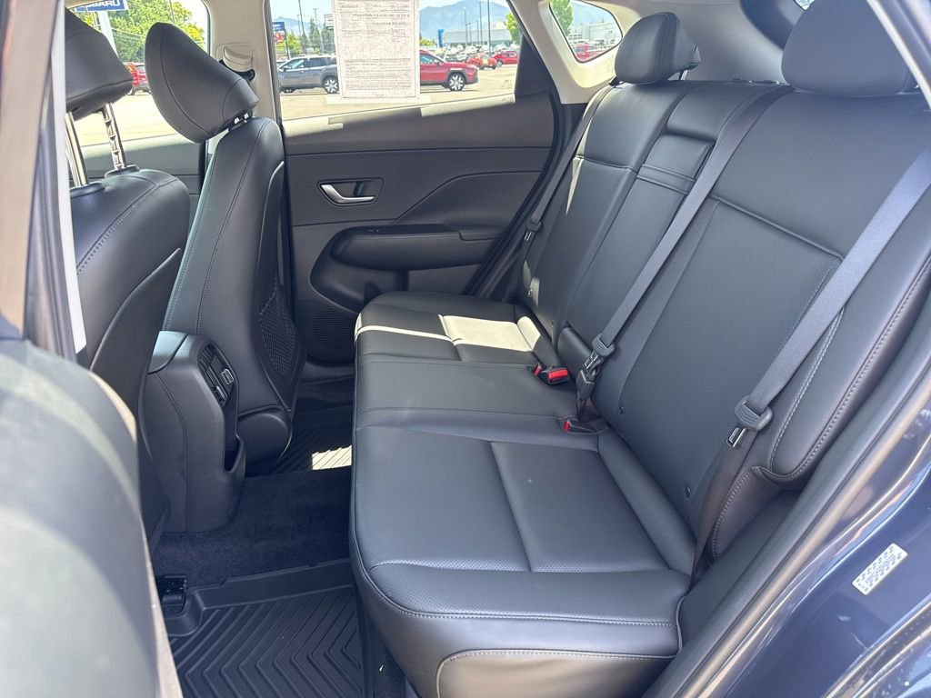 Used 2025 Hyundai Kona Limited AWD/4WD image 11