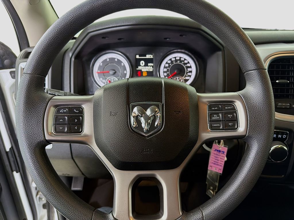 Used 2022 RAM 1500 Classic SLT image 14