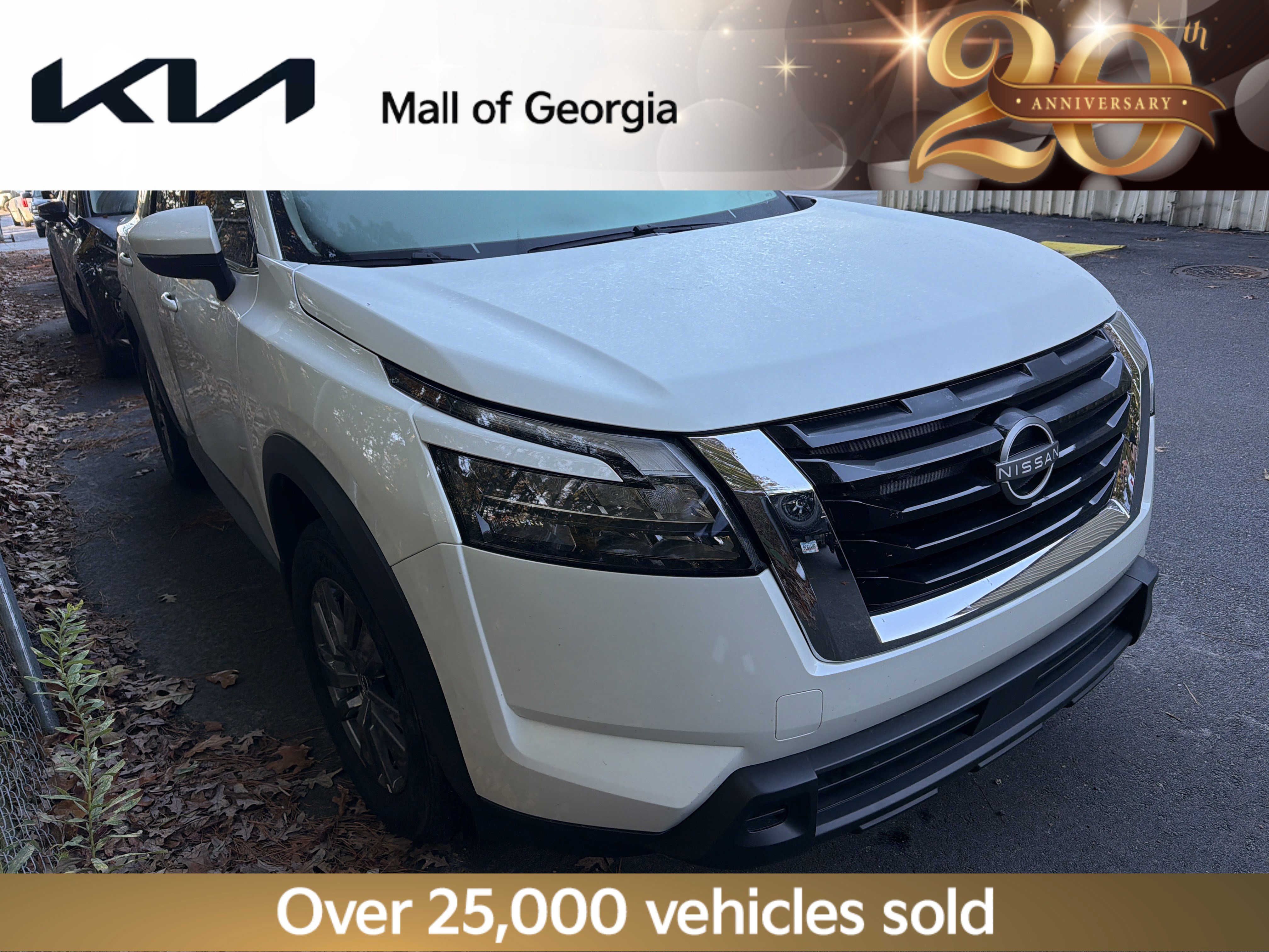 Used 2024 Nissan Pathfinder SV w/ SV Premium Package