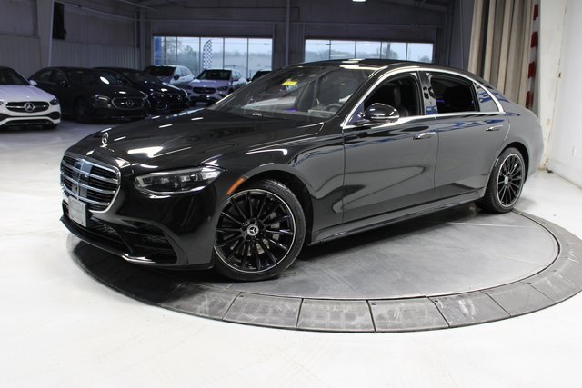 Used 2022 Mercedes-Benz S 580 4MATIC Sedan image 4