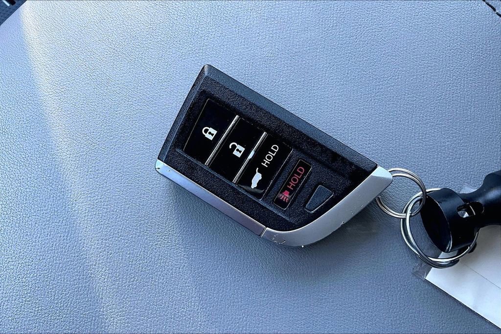 Certified 2024 Acura MDX FWD w/ Technology Package image 13