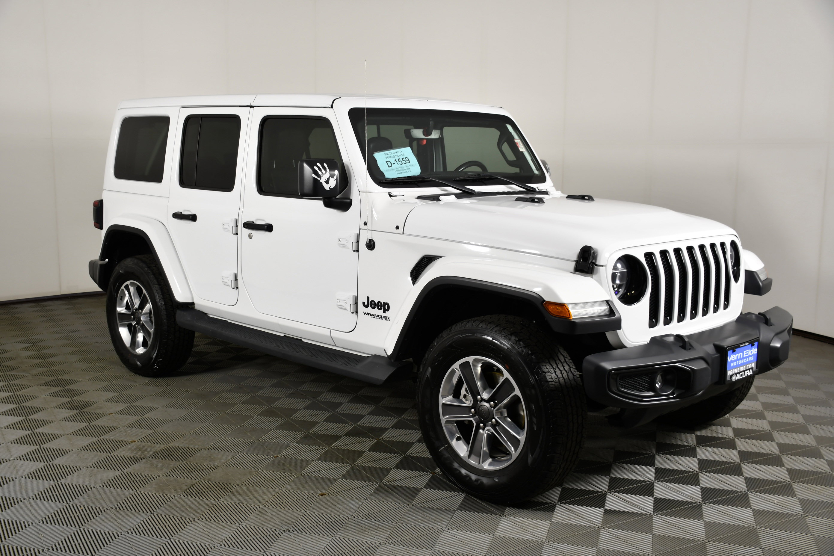Used 2020 Jeep Wrangler Unlimited Sahara AWD/4WD image 4