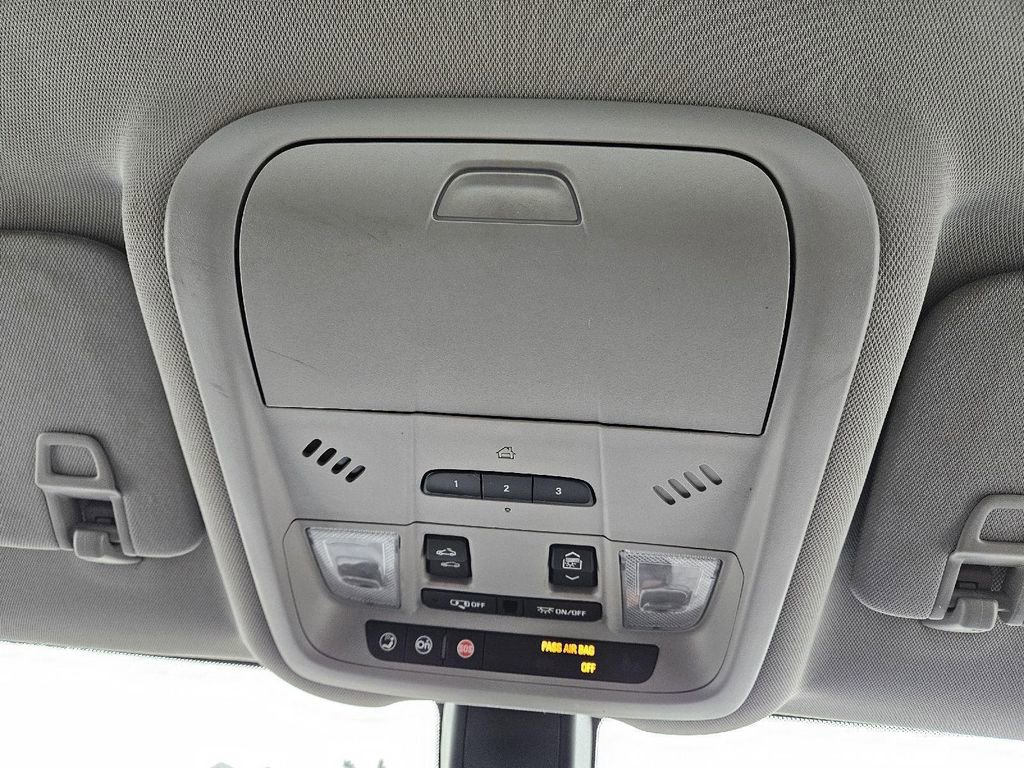 Used 2018 Chevrolet Equinox LT w/ Sun & Infotainment Package image 20