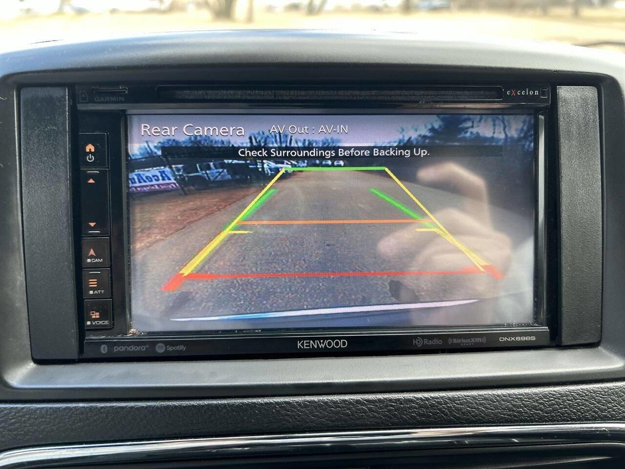 Used 2018 Dodge Grand Caravan SXT image 18