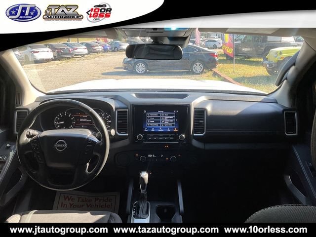 Used 2022 Nissan Frontier SV RWD image 16