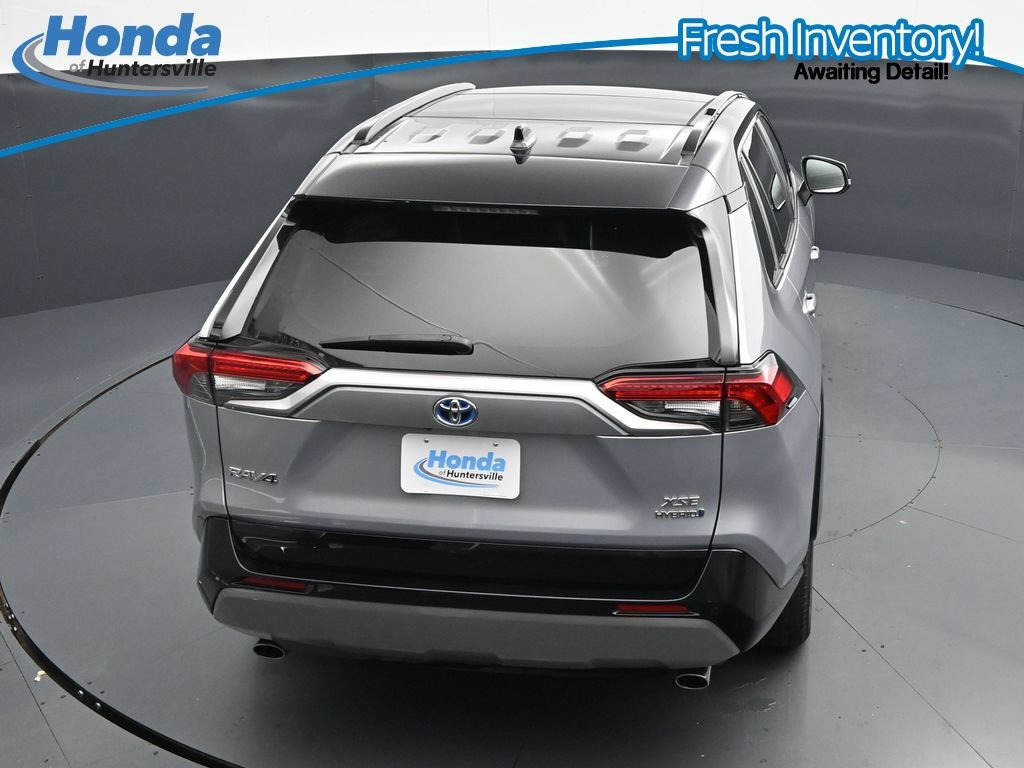 Used 2022 Toyota RAV4 XSE AWD/4WD image 23