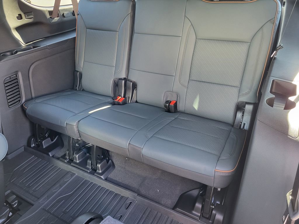 New 2026 GMC Yukon XL AT4 image 12