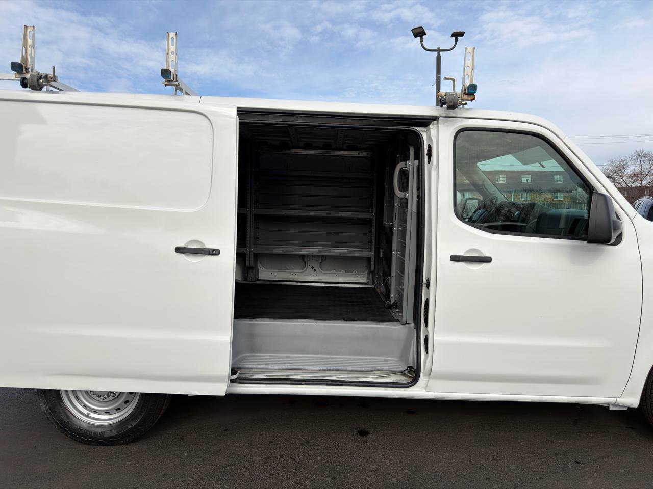 Used 2018 Nissan NV 1500 S RWD image 27