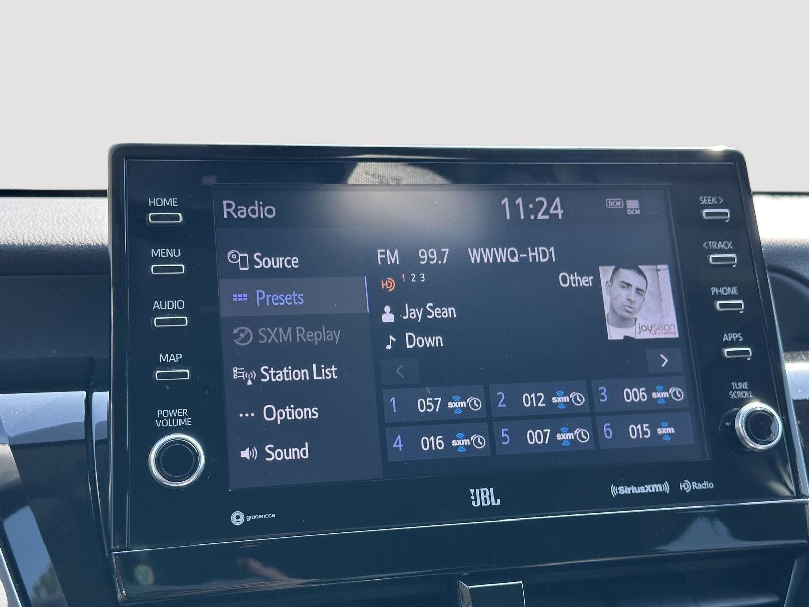 Used 2023 Toyota Camry XLE image 12