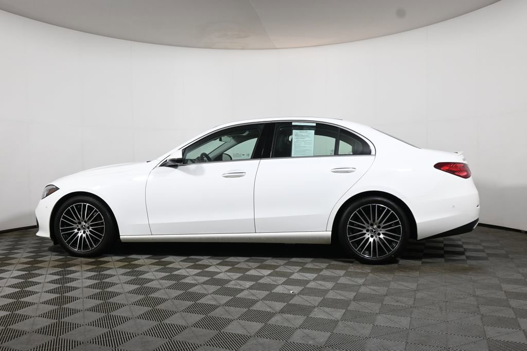 Used 2023 Mercedes-Benz C 300 4MATIC Sedan image 2