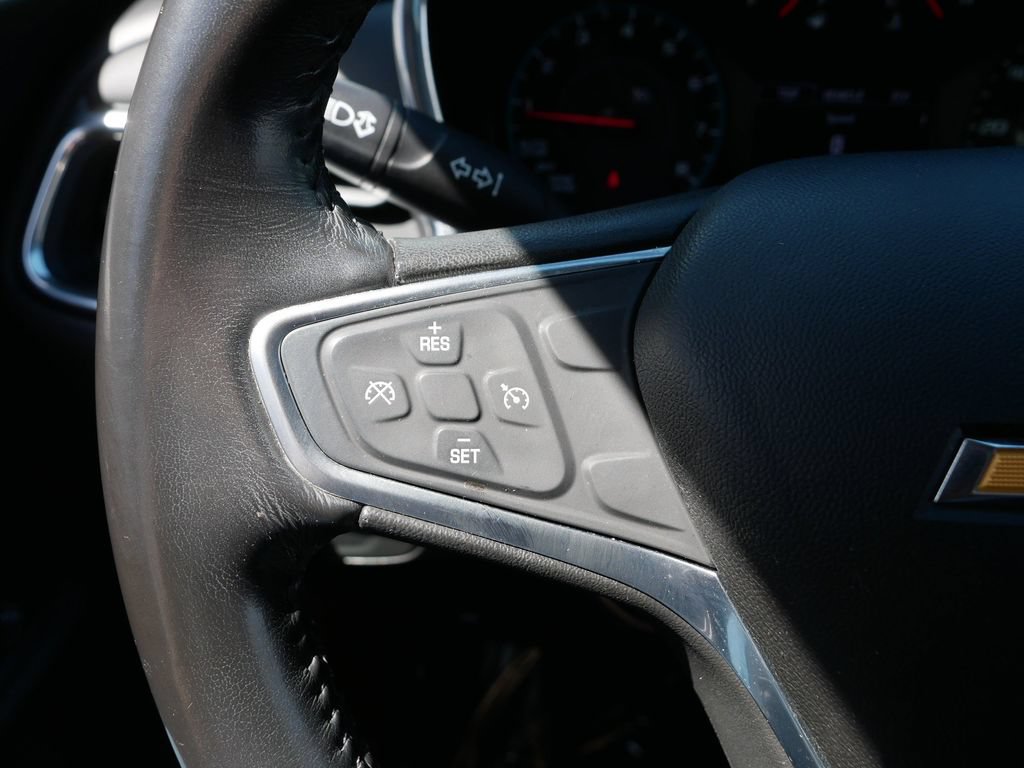 Used 2018 Chevrolet Equinox LT FWD image 23