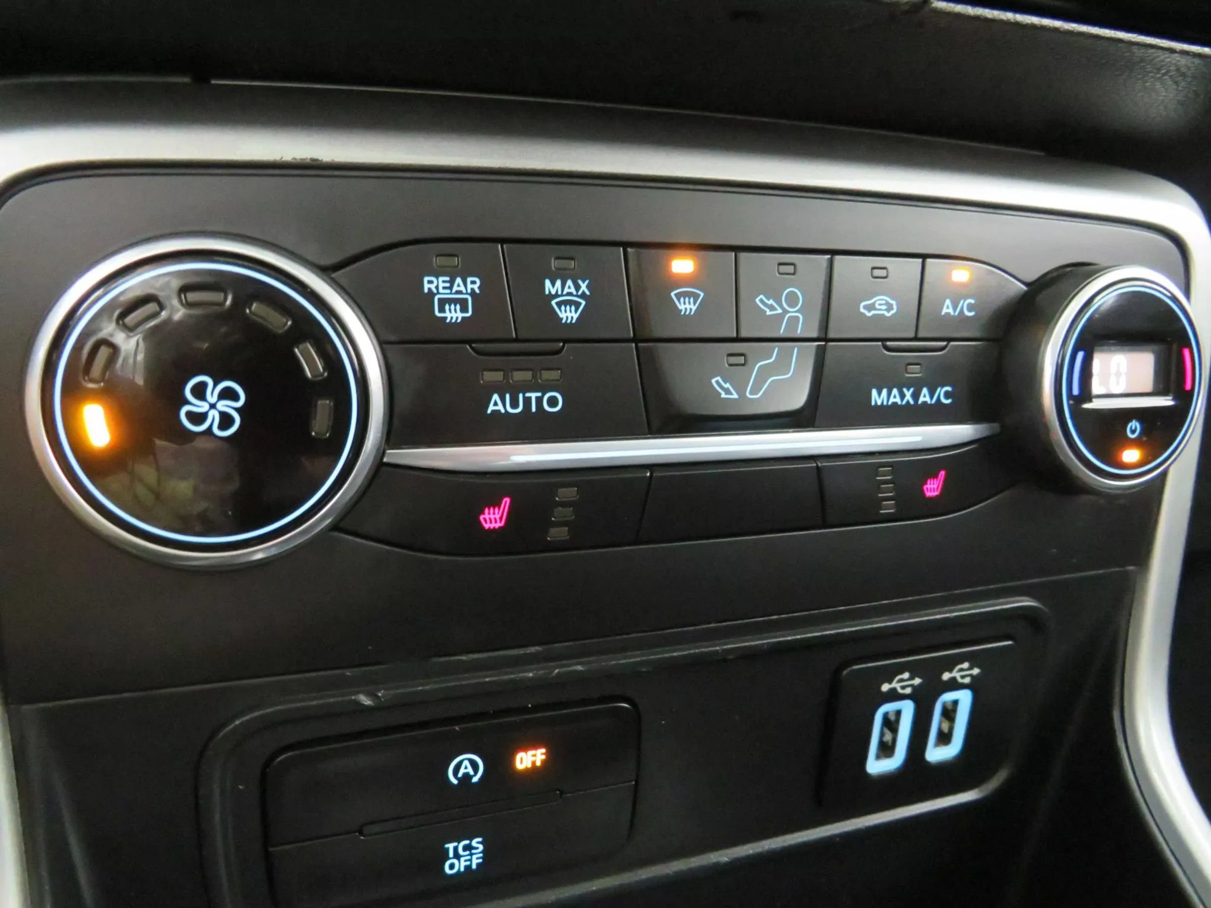 Used 2019 Ford EcoSport SES AWD/4WD image 23