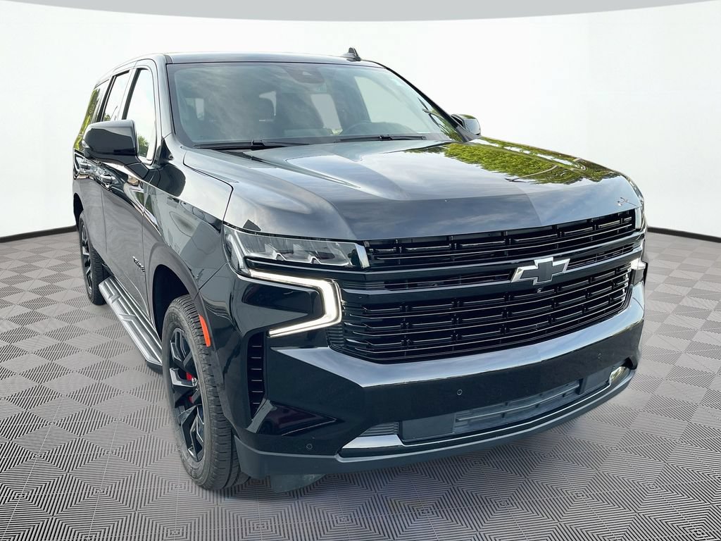 Used 2024 Chevrolet Tahoe RST w/ RST Performance Edition AWD/4WD video 3