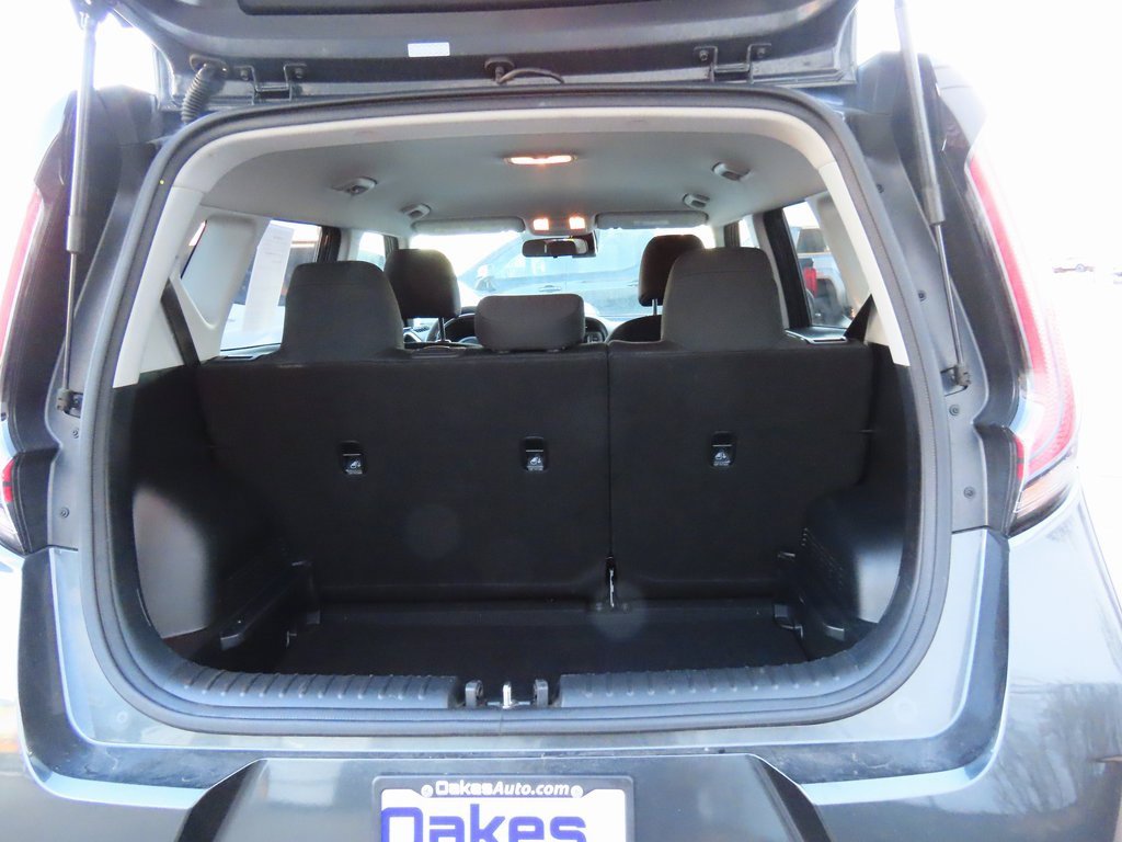 Used 2024 Kia Soul LX w/ Option Group 015 image 16