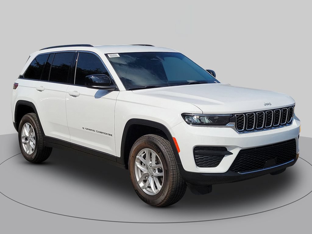 New 2026 Jeep Grand Cherokee Laredo