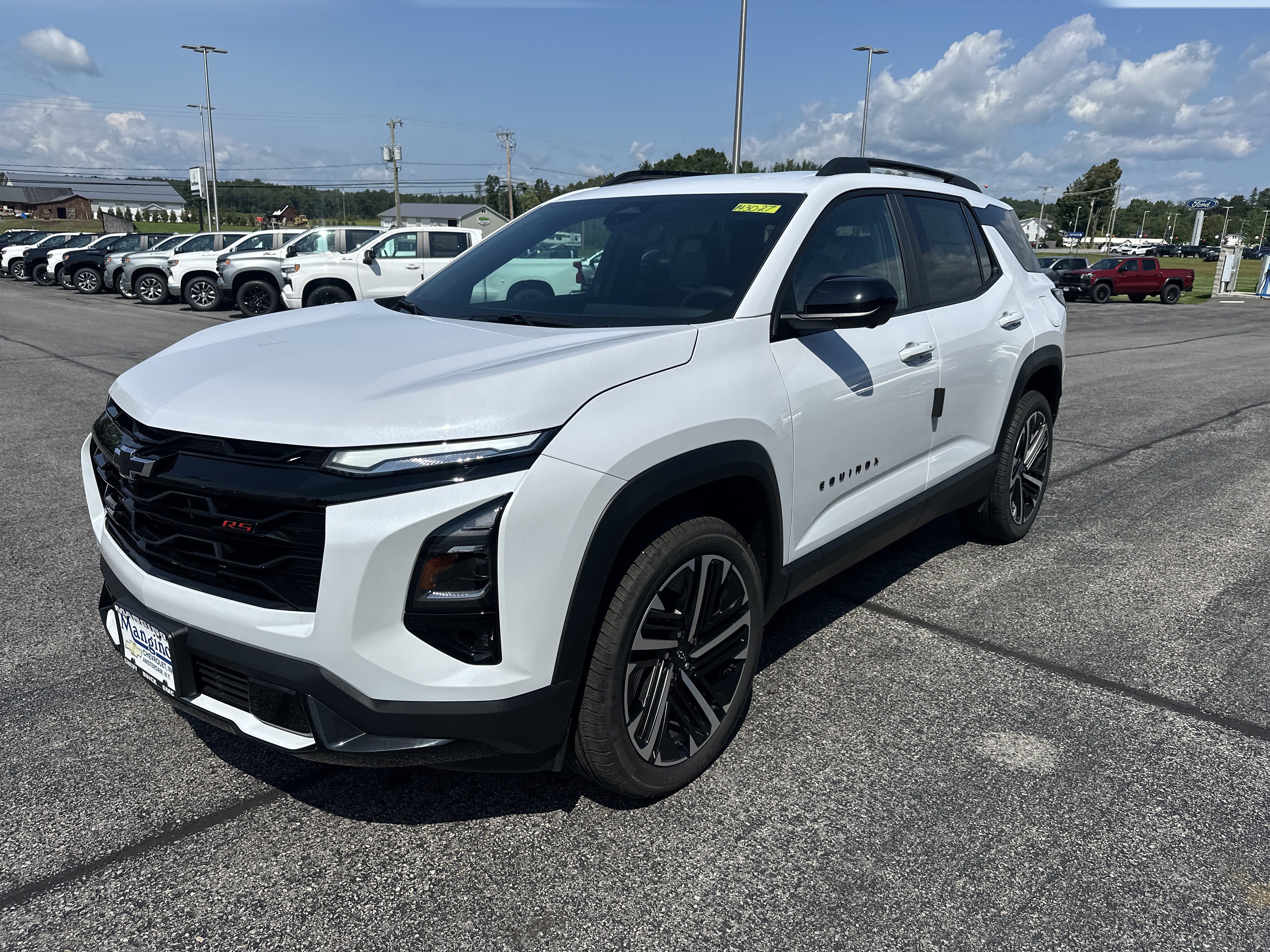 New 2027 Chevrolet Equinox RS w/ Safety and Technology Package AWD/4WD image 3