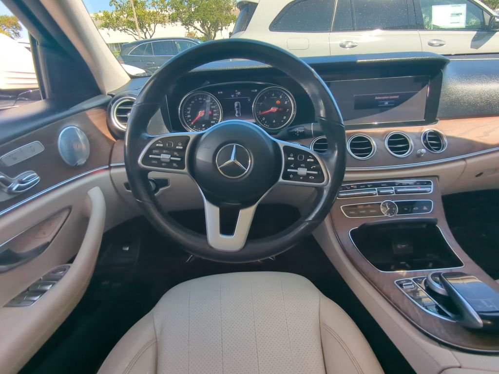 Used 2019 Mercedes-Benz E 300 image 3