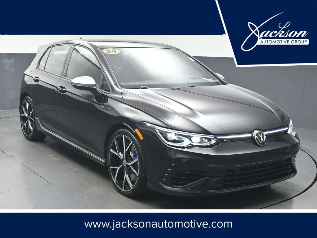 Used 2024 Volkswagen Golf R image 1