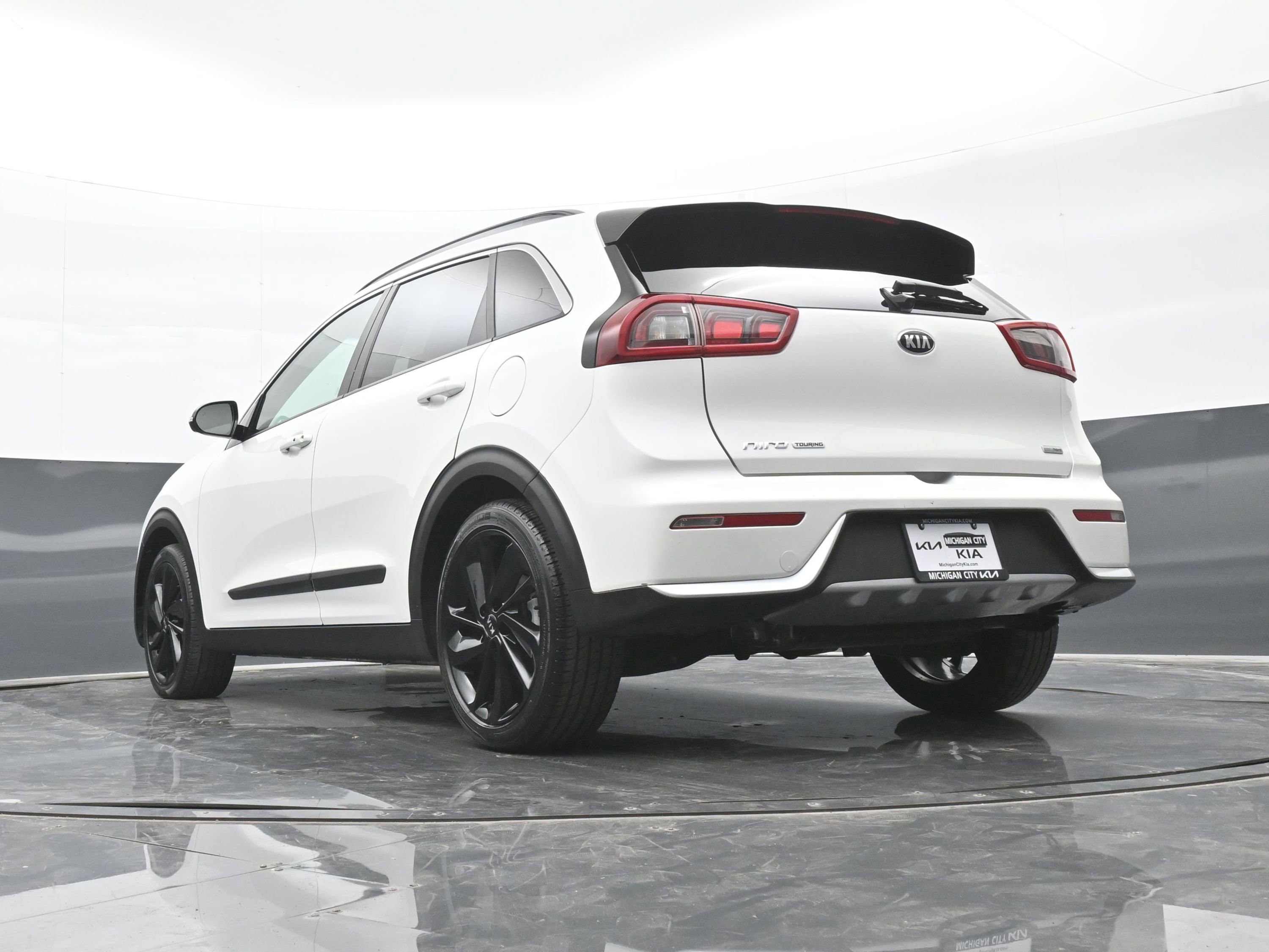 Used 2019 Kia Niro S Touring image 42