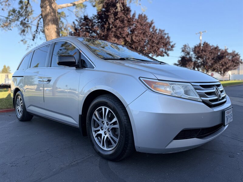 Used 2011 Honda Odyssey EX image 8