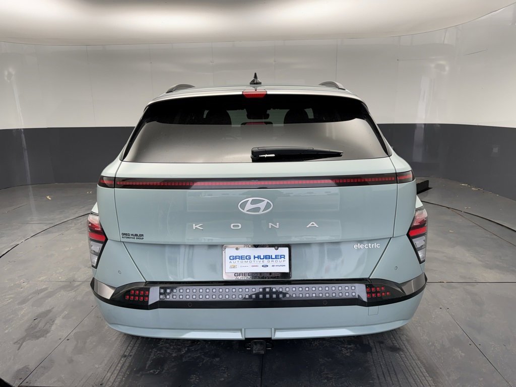 Used 2025 Hyundai Kona Limited image 11
