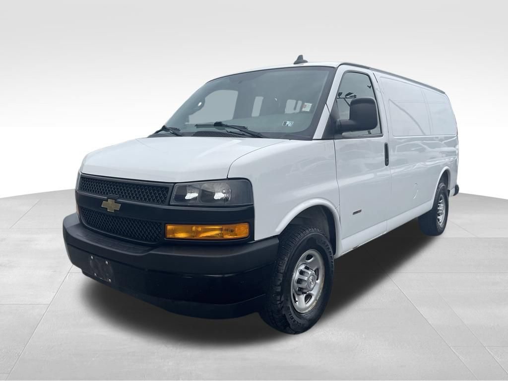 Used 2021 Chevrolet Express 2500 w/ Driver Convenience Package RWD image 16