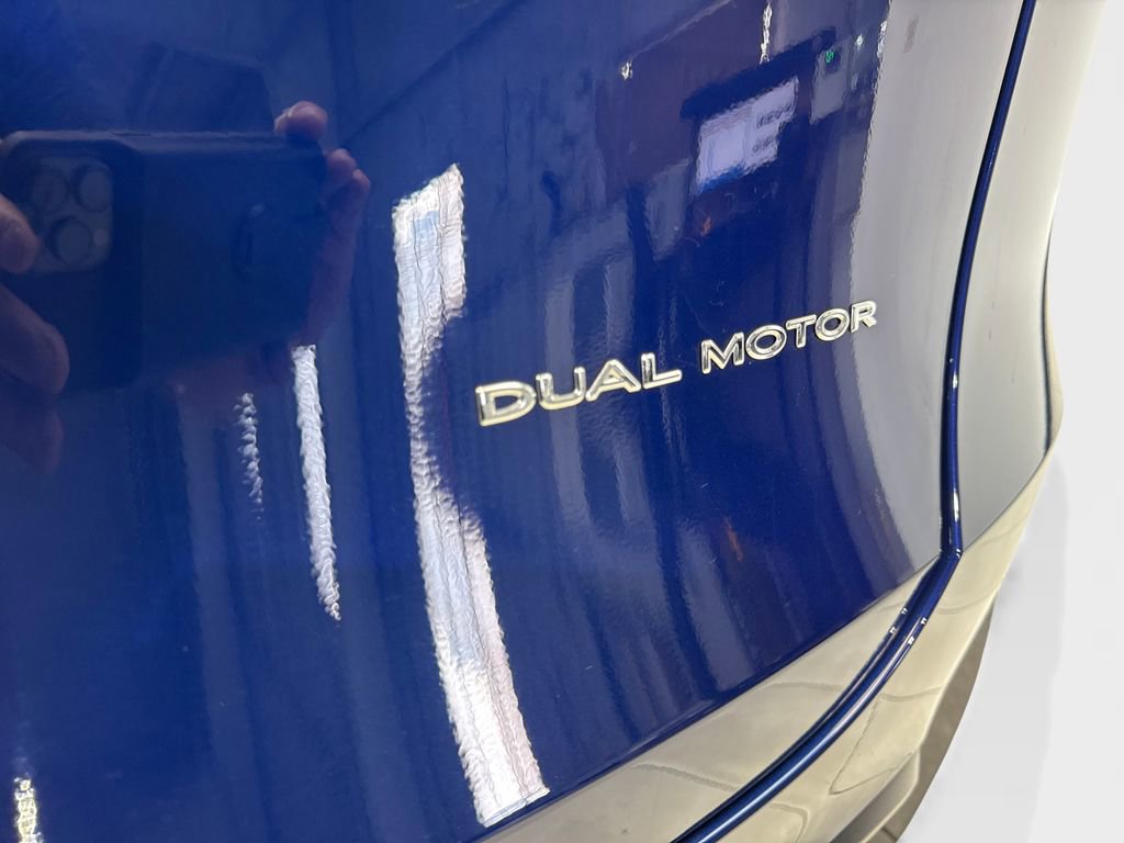 Used 2024 Tesla Model Y Long Range image 23