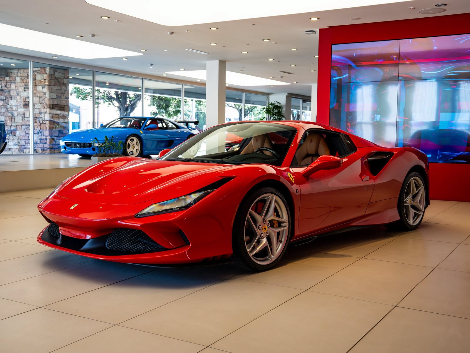 Certified 2021 Ferrari F8 Tributo RWD image 30