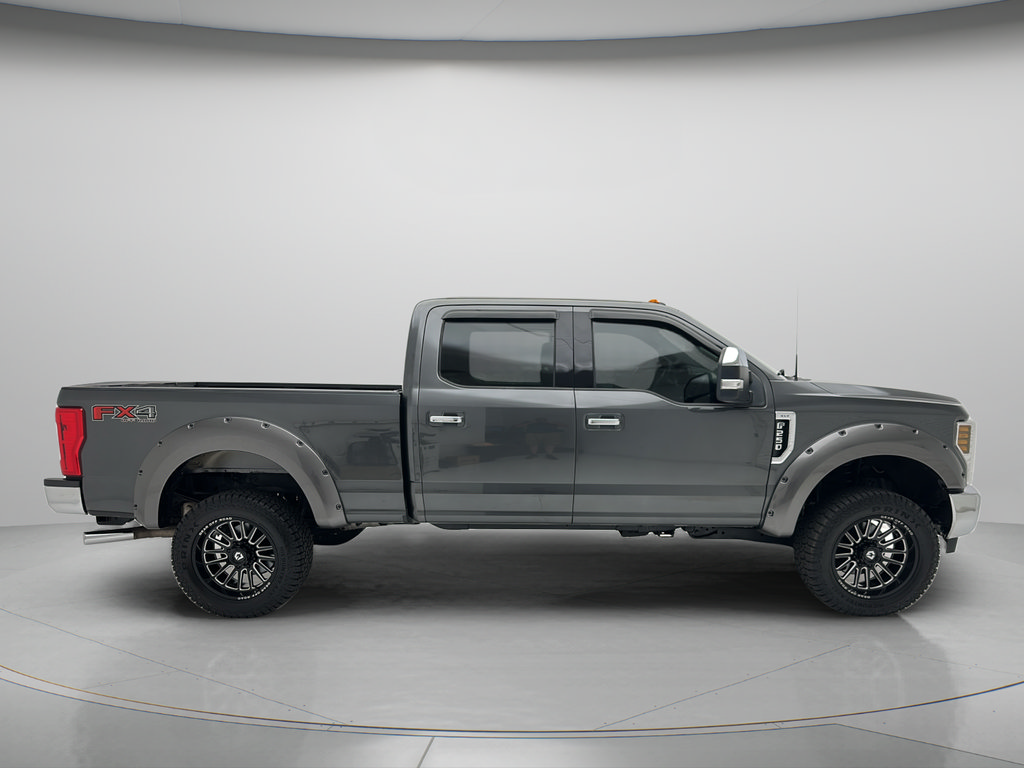 Used 2018 Ford F250 XLT w/ XLT Premium Package AWD/4WD image 4