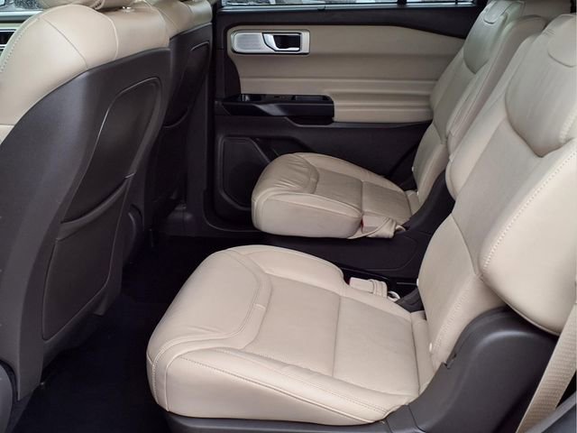 Certified 2020 Ford Explorer Platinum w/ Premium Technology Package image 10