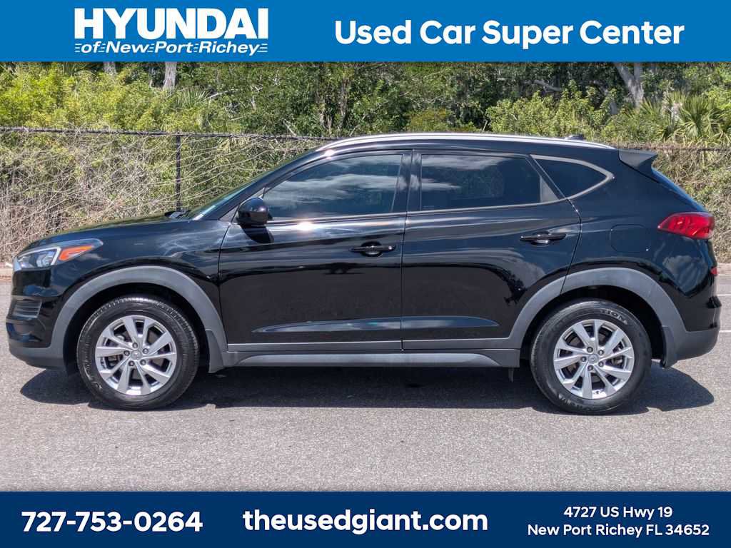 Used 2021 Hyundai Tucson Value FWD image 2