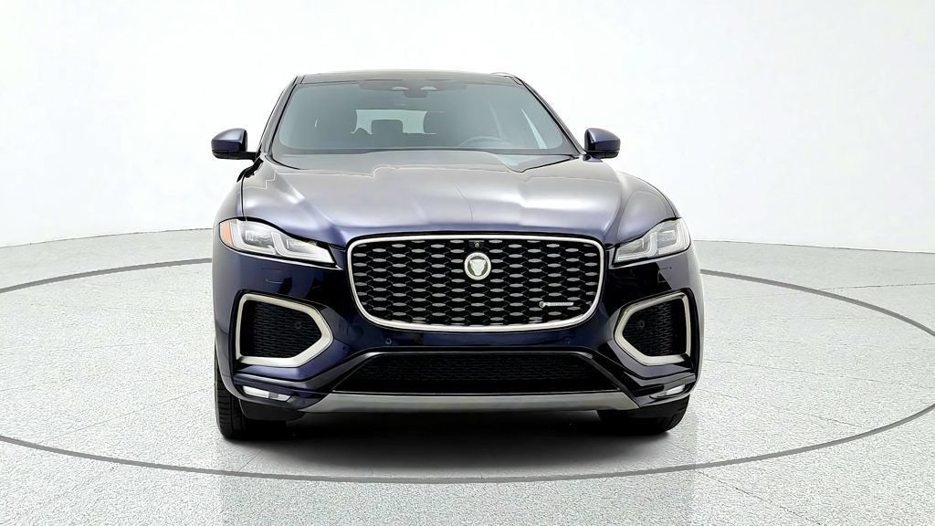 Used 2025 Jaguar F-PACE R-Dynamic S AWD/4WD image 2