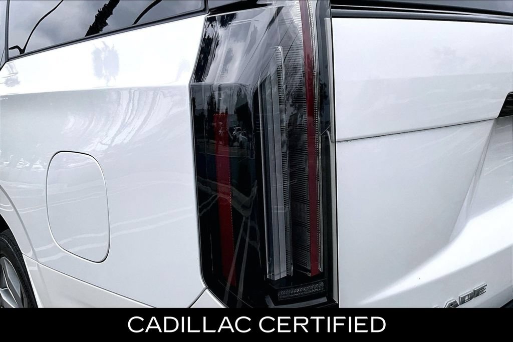 Certified 2025 Cadillac Escalade ESV Sport Platinum AWD/4WD image 26