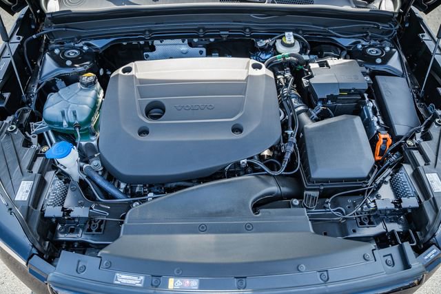 New 2026 Volvo XC40 B5 Plus w/ Climate Package image 20