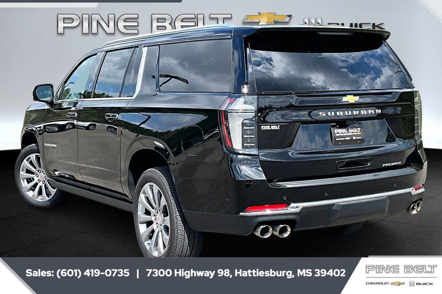 Used 2025 Chevrolet Suburban Premier image 2