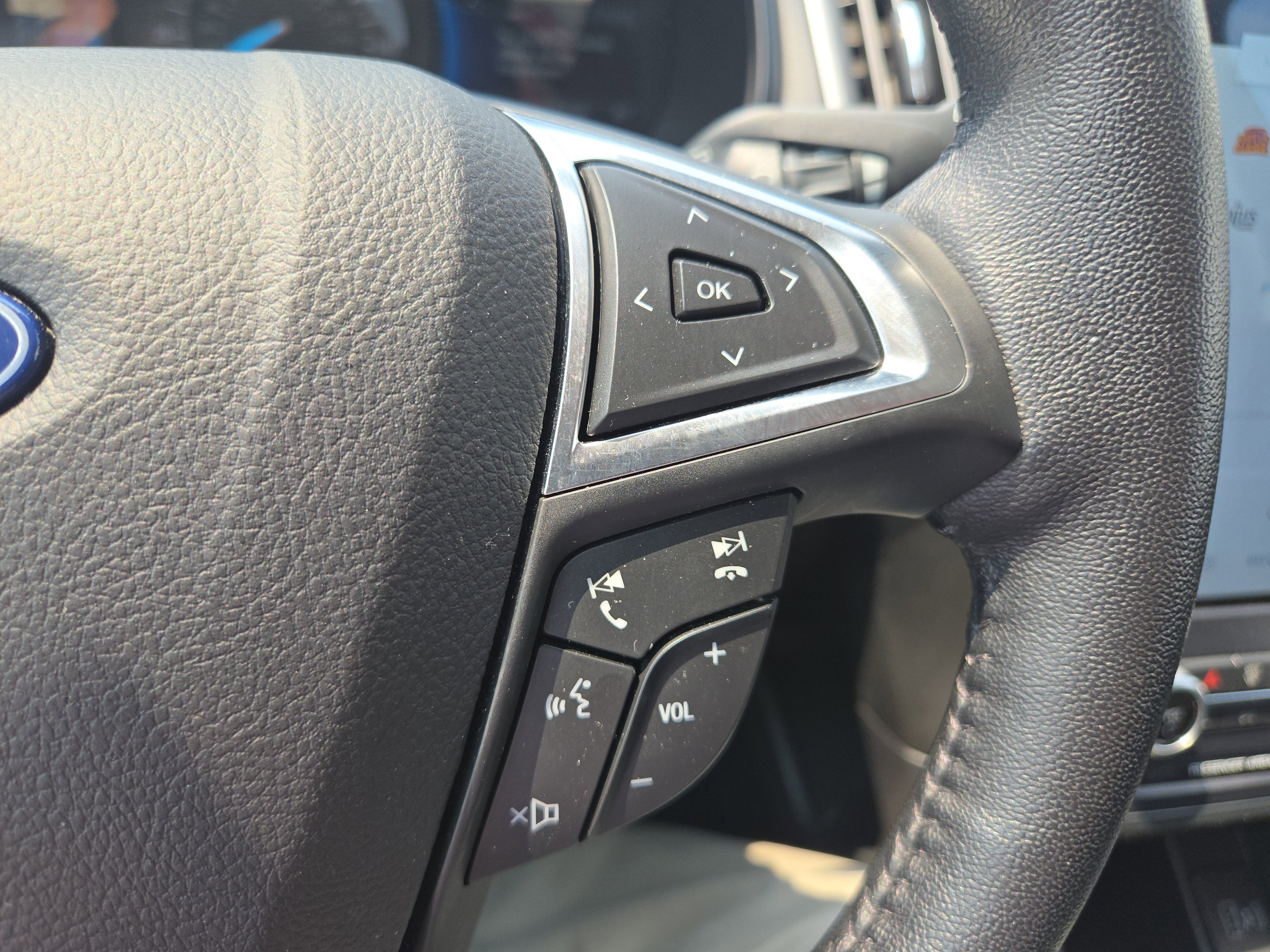 Certified 2023 Ford Edge SEL AWD/4WD image 22