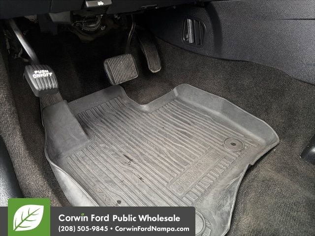 Used 2018 Ford Explorer Platinum image 27