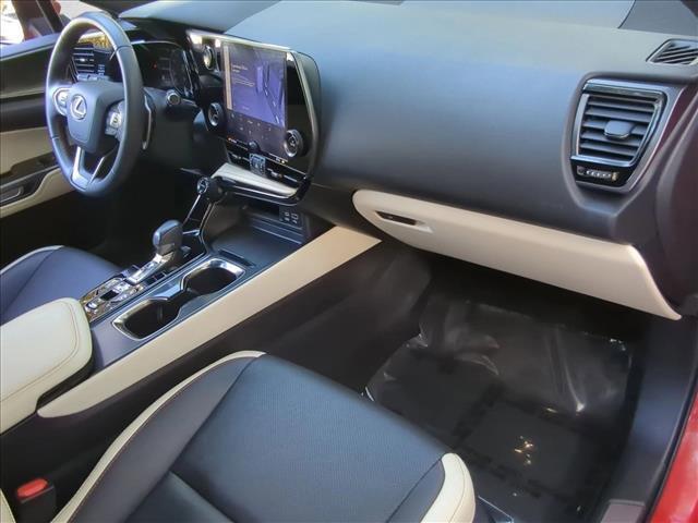 Used 2024 Lexus NX 250 FWD image 21