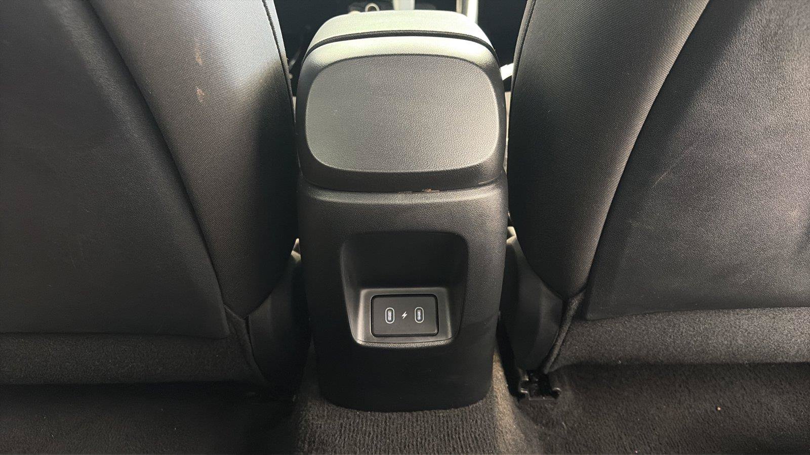 Used 2026 Hyundai Elantra Sport FWD image 23