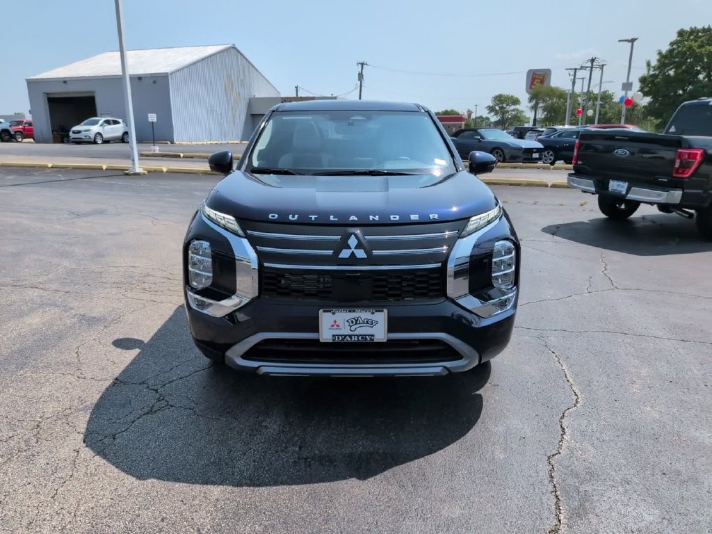 New 2026 Mitsubishi Outlander SE AWD/4WD image 13