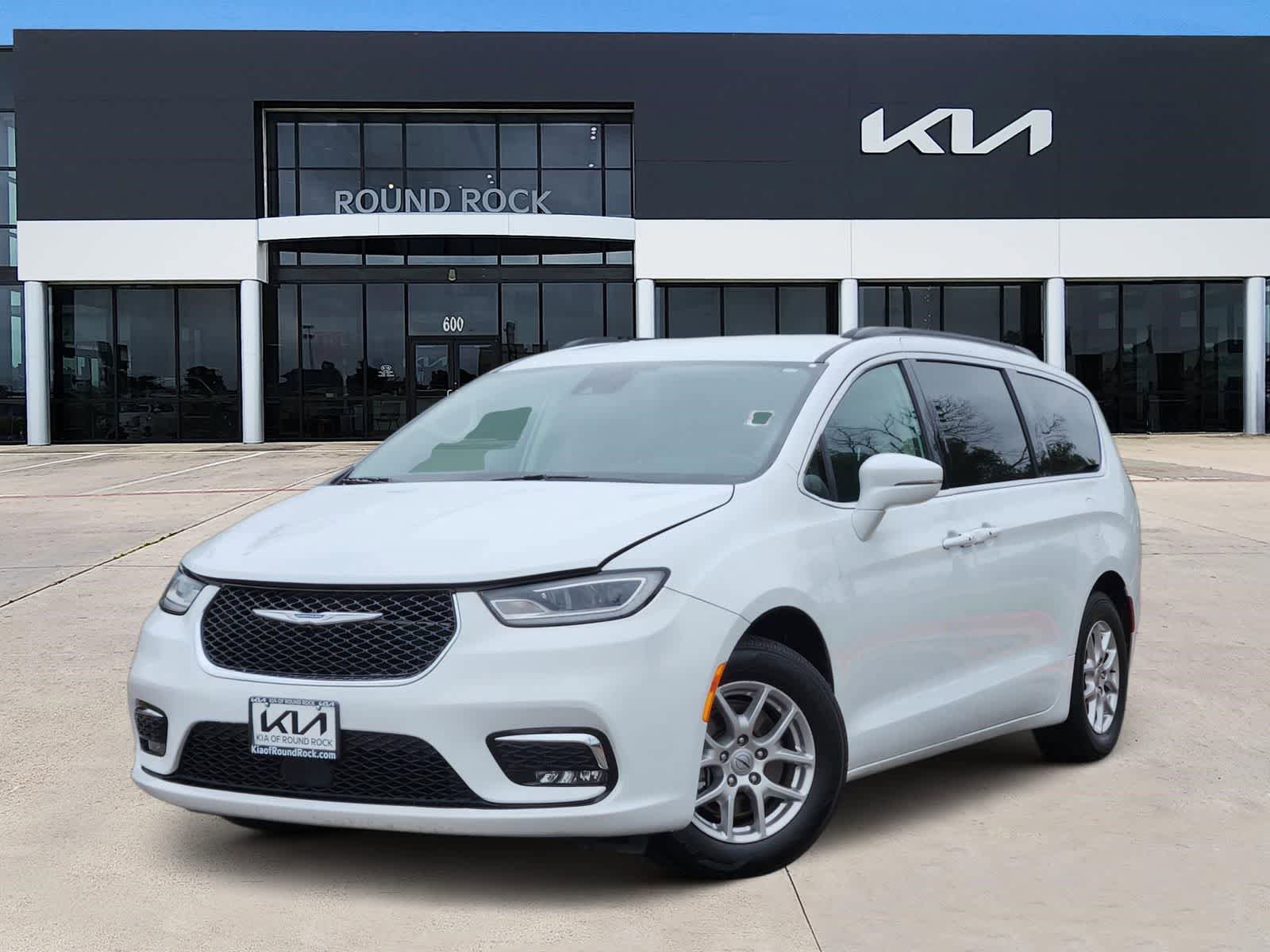 Used 2022 Chrysler Pacifica Touring-L FWD video 1