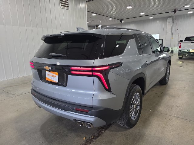 Used 2026 Chevrolet Traverse LT w/ Driver Confidence Package AWD/4WD image 8