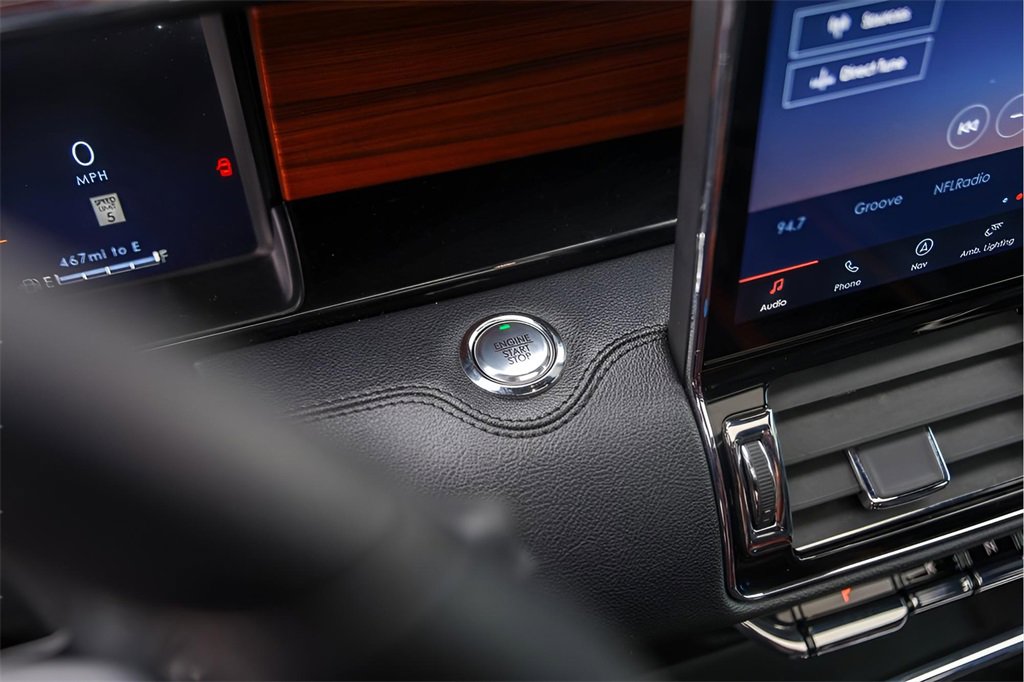 Used 2024 Lincoln Navigator L Reserve image 21