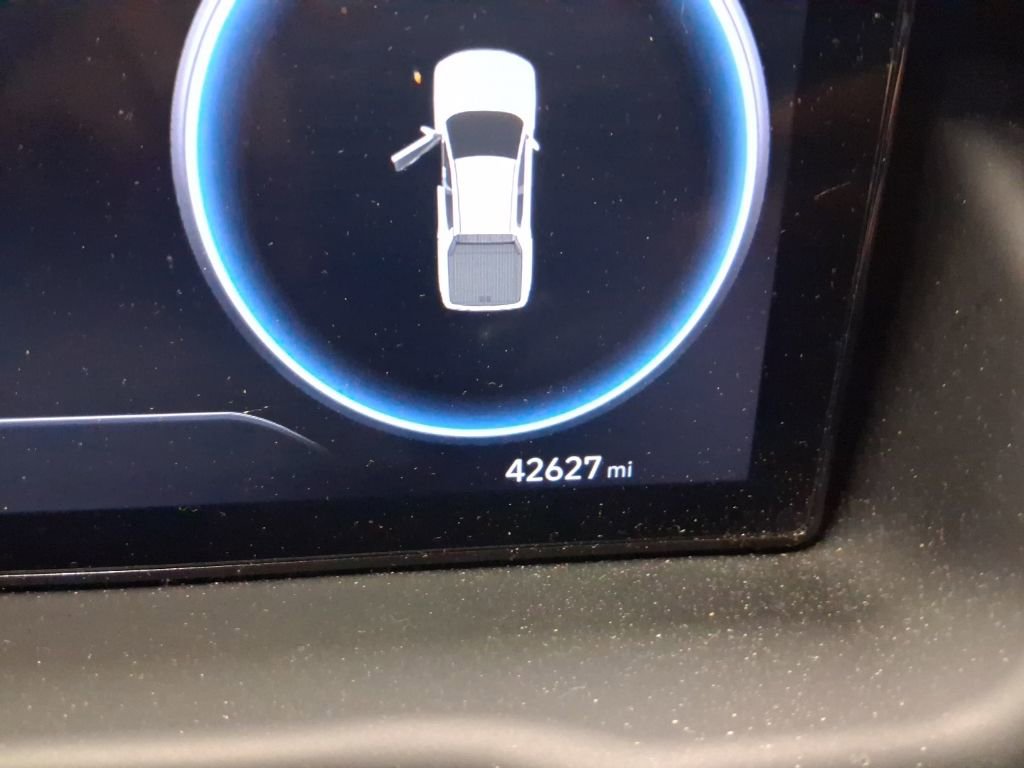 Used 2022 Hyundai Santa Cruz SEL Premium image 5