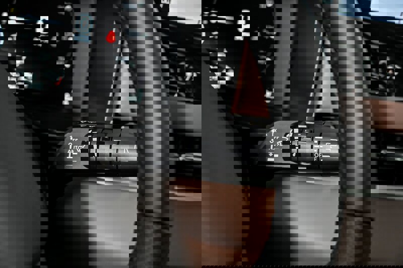 New 2026 Mitsubishi Outlander SEL image 22