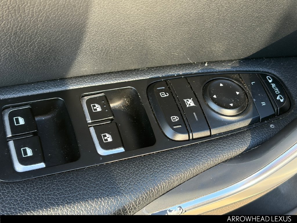 Used 2021 Kia Stinger GT-Line w/ Sun & Sound Package RWD image 17